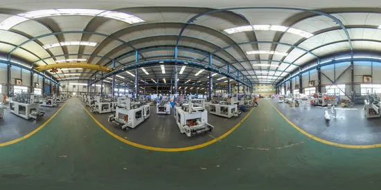 자동적인 물티슈 넓은 크기 범위 위생 조직 포장기 롤필름 감싸는 기계